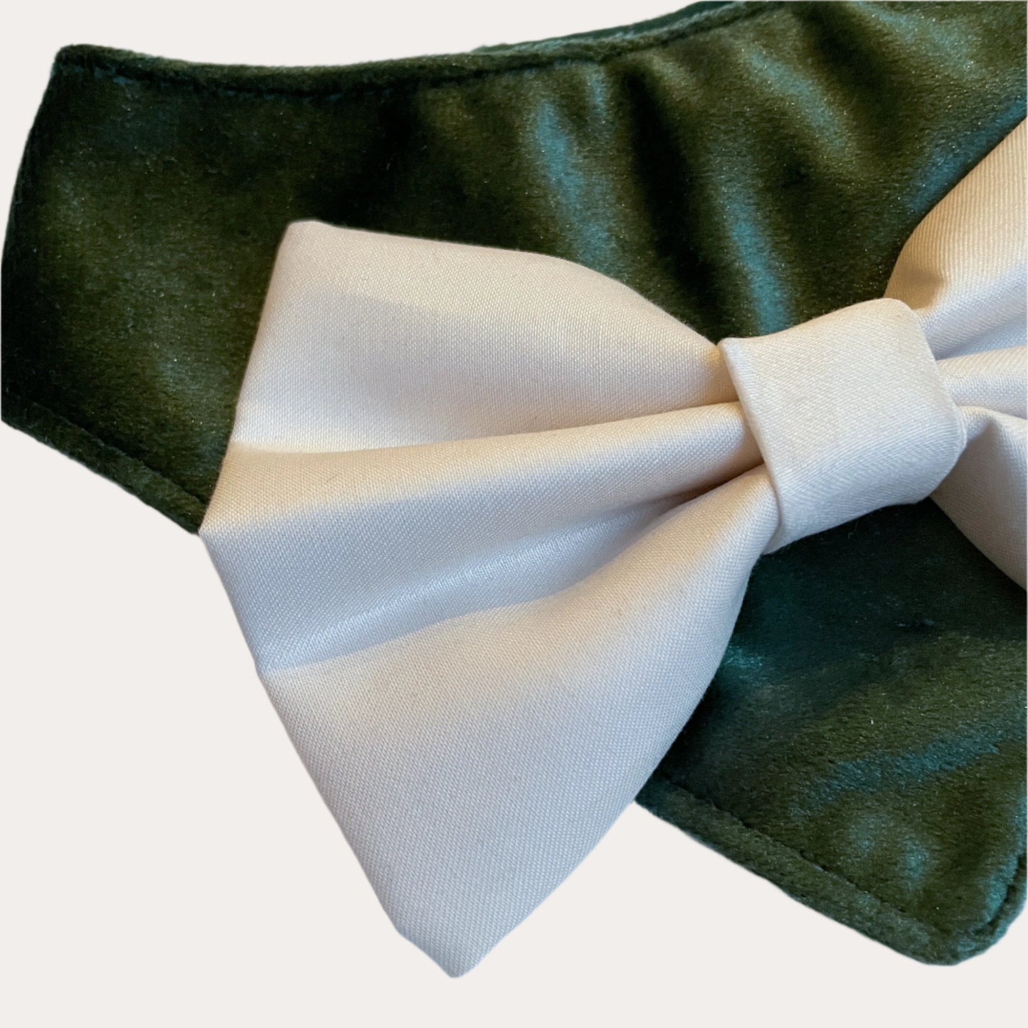 Mistletoe Bandana | Holly & Jolly