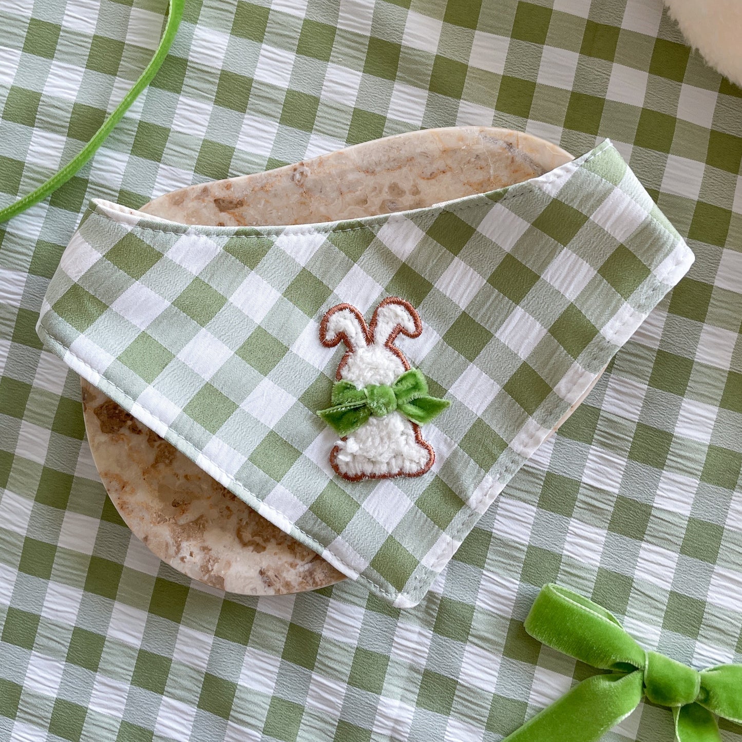 Hoppy Bunny Bandana 🐰💚🤍