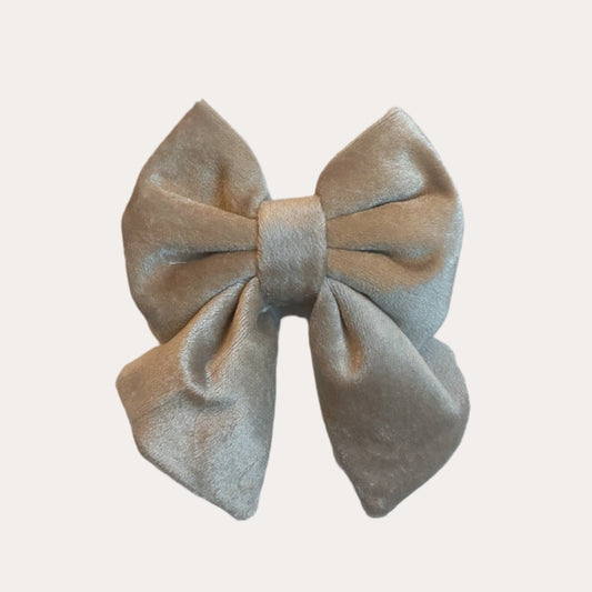 Champagne Sailor Bow | Holly & Jolly